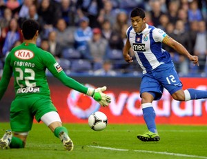 Fabiano goleiro Olhanense (Foto: Agência AFP)