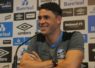 Grêmio Giuliano (Foto: Eduardo Deconto/GloboEsporte.com) Grêmio Giuliano (Foto: Eduardo Deconto/GloboEsporte.com)