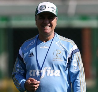 Marcelo prevê emoção ao rever ex-time, mas mantém foco no Verdão