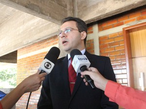 Juiz auxiliar Antônio Oliveira destacou vantagens na agregação de comarcas (Foto: Catarina Costa/G1 PI)