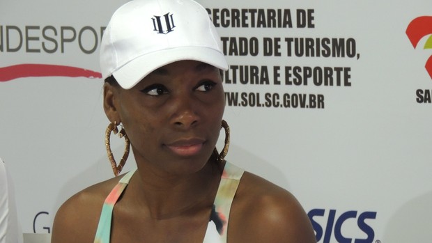 Venus chegou preparada para comprar biquinis para a irmã tenista (Foto: Vitor Vieira de Oliveira) - dscn3905_vitor