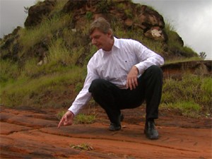 Professor da USP alerta para a exploração do Aquífero Guarani (Foto: Reprodução/EPTV)