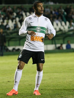 Estreia de Henrique pelo Coritiba durante a partida contra o Vasco (Foto: Julia Abdul-Hak / Backstage Comunicação)