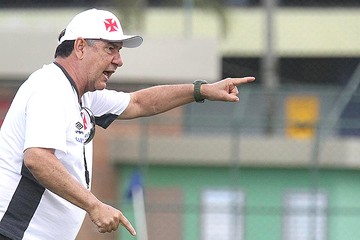 Joel Santana Treino do Vasco (Foto: Marcelo Sádio / vasco.com.br)