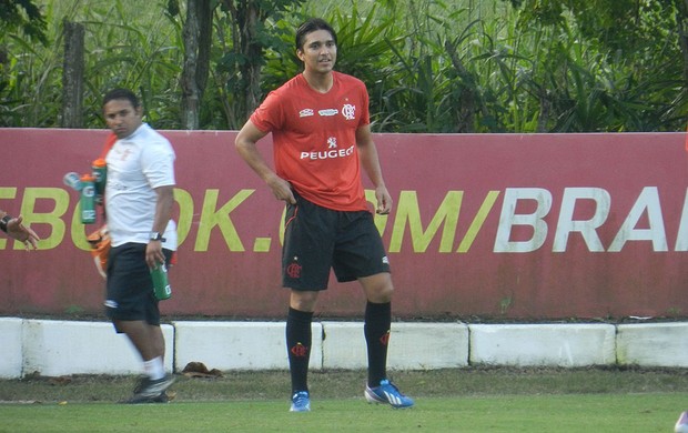 treino Flamengo Marcelo Moreno (Foto: Cahê Mota)