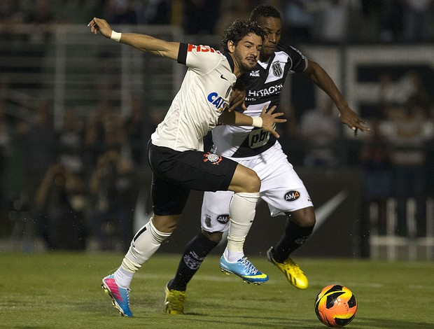 Pato, Corinthians x Ponte Preta (Foto: Daniel Augusto Jr/Agência Corinthians)