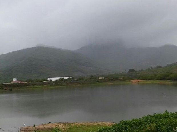 Chuva muda a paisagem na região do Açude Nação, em Itapipoca (Foto: Flávio Teixeira/Arquivo Pessoal)