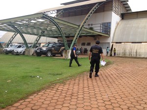 Polícia Federal deflagara Operação Ajuricaba na Casa do Índio em Porto Velho (Foto: Gaia Quiquiô/G1) Polícia Federal deflagara Operação Ajuricaba na Casa do Índio em Porto Velho (Foto: Gaia Quiquiô/G1)
