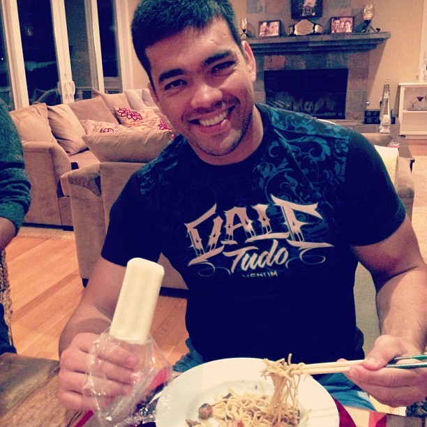 Lyoto Machida e sua "dieta" para o UFC 157 (Foto: Reprodução/Facebook)