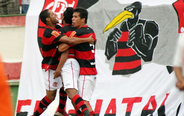 Jogadores gol Flamengo (Foto: Mauricio Val / VIPCOMM)