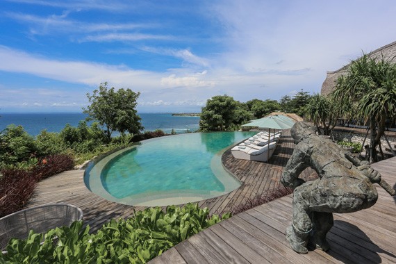 Resort de luxo onde Gabriela Pugliesi está hospedada na Indonésia (Foto: Reprodução / Suarga Padang Padang)