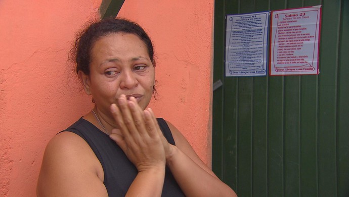 mãe torcedor morte arruda (Foto: Reprodução / TV Globo)