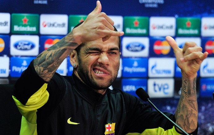 Coletiva Daniel Alves Barcelona (Foto: AFP)