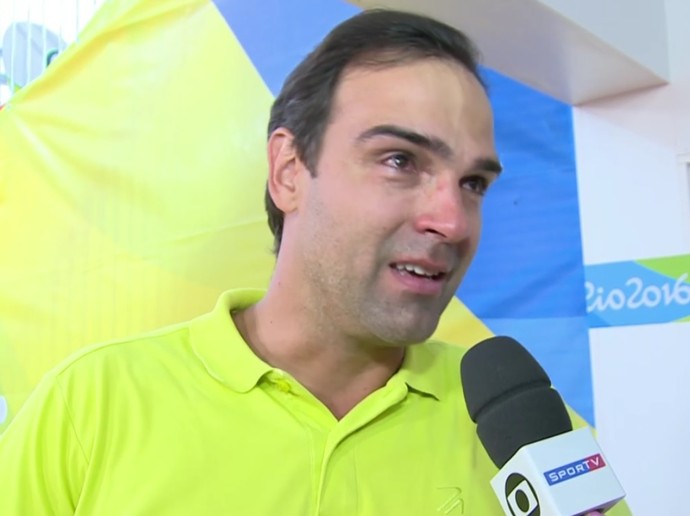 Tadeu Schmidt após vitória de Bruno e Alison (Foto: Reprodução SporTV)