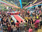 Bailinho de carnaval reúne crianças no AM; tem Frozen, Chico Bento e outros