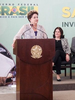 Presidente Dilma Rousseff liberos R$ 2,8 bilhões para obras de saneamento básico em cidades de até 50 mil habitantes (Foto: Roberto Stuckert Filho/PR)