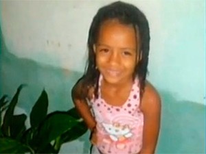 Criança é deixada na sala de casa e some em Almadina (Foto: Reprodução/ TV Bahia)