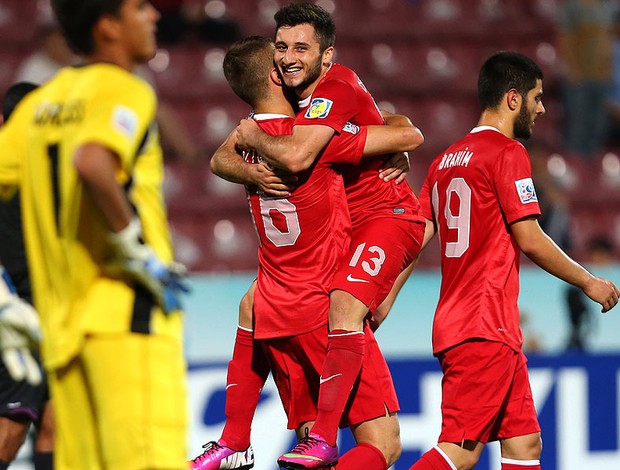 Cenk Sahin comemoração Turquia sub-20 (Foto: AFP)