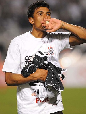 Paulinho, Corinthians, Comemoração (Foto: Marcos Ribolli  / Globoesporte.com)