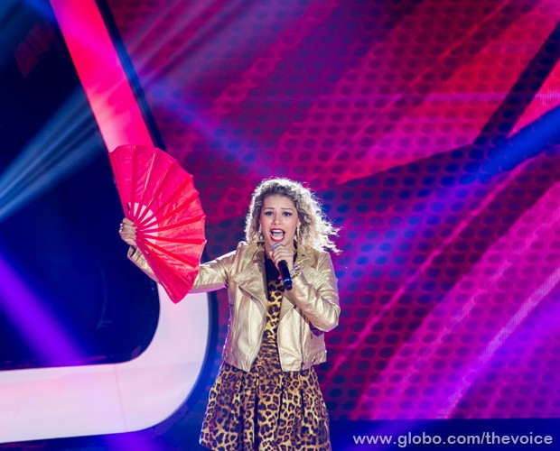 Aila Menezes canta música de Alcione no palco do The Voice Brasil (Foto: Isabella Pinheiro/TV Globo)