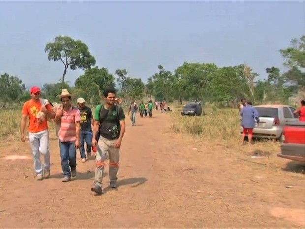 Cerca de 80% dos garimpeiros já deixaram a Serra da Borda voluntariamente, segundo a PRF (Foto: Reprodução / TVCA)