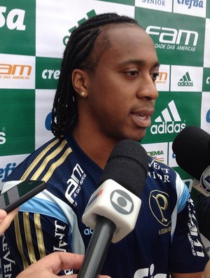 Arouca elogia elenco do Inter e quer Palmeiras 