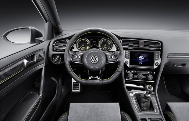 Volkswagen Golf R 400 (Foto: Divulgação ) Volkswagen Golf R 400 (Foto: Divulgação )