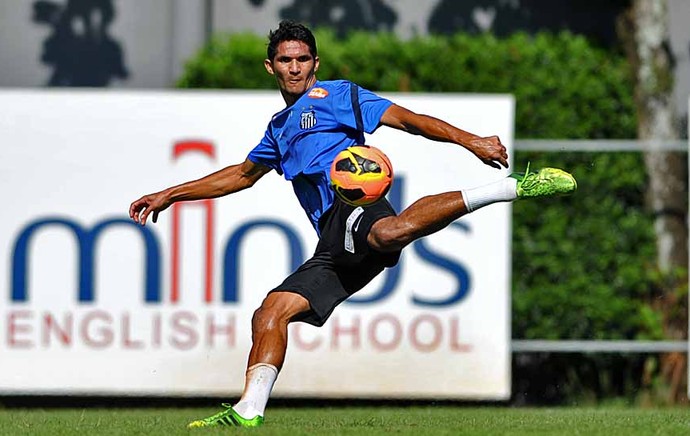 Durval, zagueiro do Santos (Foto: Ivan Storti/Divulgação Santos FC)