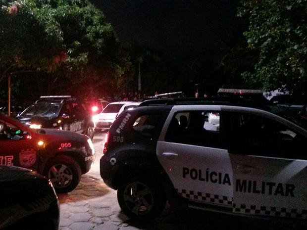 Operação foi deflagrada nas primeiras horas desta sexta-feira (17) (Foto: Marksuel Figueredo/G1)