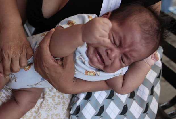 Choro de criança pode ser reconhecido de forma igual por mães e pais (Foto: Oswaldo Rivas/Reuters)
