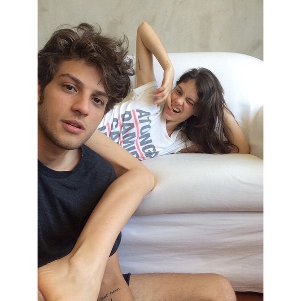Laura Neiva e Chay Suede (Foto: Reprodução/ Instagram)