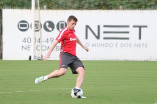 Aylon, atacante do Inter (Foto: Eduardo Deconto / GloboEsporte.com) Aylon, atacante do Inter (Foto: Eduardo Deconto / GloboEsporte.com)