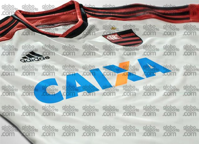 Segundo uniforme do Flamengo terá escudo no lugar do CRF. Veja os detalhes Camisa_flamengo_gcom-4_69