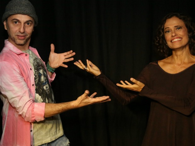 Zeca Baleiro e Zélia Duncan fazem única apresentação, em Curitiba, nesta quinta-feira (7), no Teatro Guaíra (Foto: Dudu Leal / Divulgação)