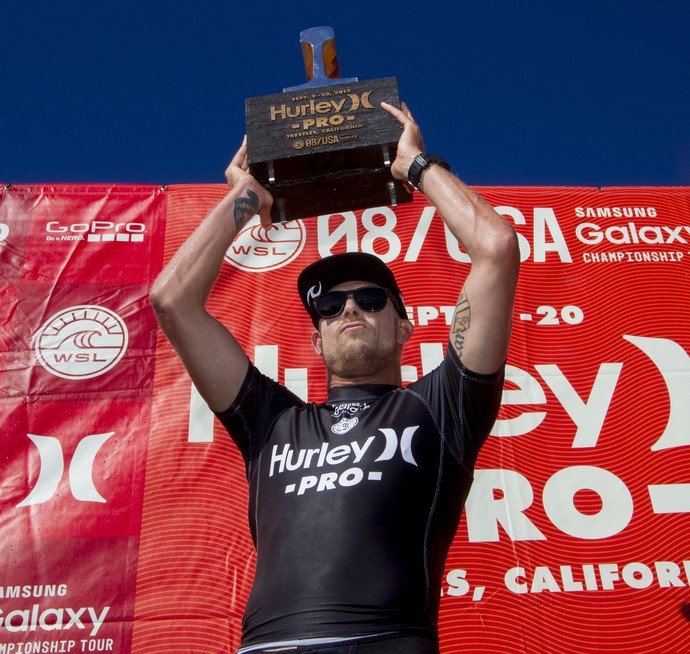 Mick Fanning assumiu a liderança do ranking após vitória em Trestles (Foto: WSL) Mick Fanning assumiu a liderança do ranking após vitória em Trestles (Foto: WSL)