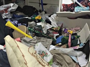 Suspeitos reviraram armários da família (Foto: Gabriela Pavão/ G1 MS)