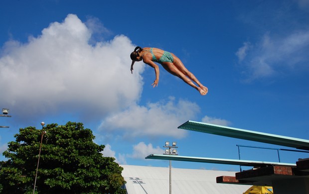 Luana Lira, atleta de Saltos Ornamentais (Foto: Lucas Barros / Globoesporte.com/pb)