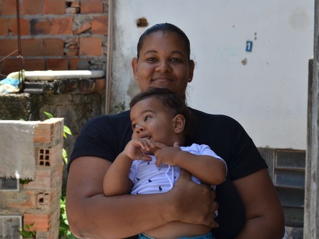 moradora pede mais saúde (Foto: Tássio Andrade/G1)