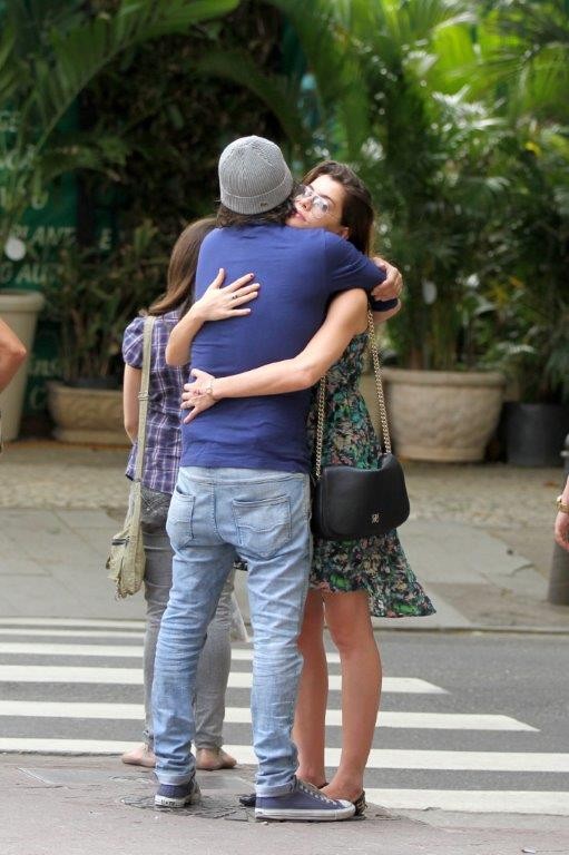 Alinne Moraes e namorado (Foto: André Freitas / AgNews)