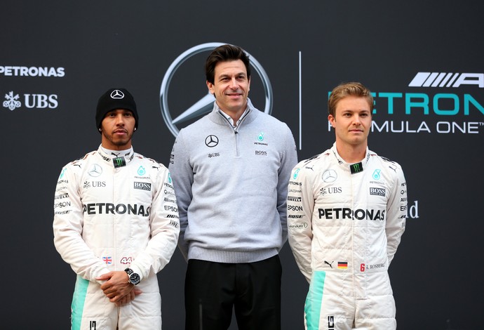 Lewis Hamilton, Toto Wolff e Nico Rosberg, Mercedes F1 (Foto: Getty Images)