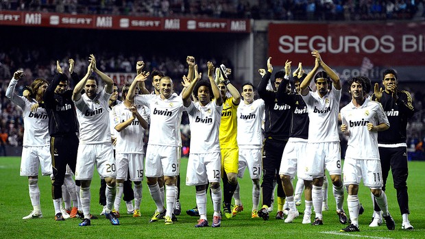 Jogadores do Real Madrid, Campeão Espanhol (Foto: Reuters)