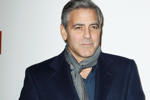 Sabe quem George Clooney mais odeia em Hollywood? Leonardo DiCaprio. Aparentemente, Clooney acha o astro arrogante, pretensioso e pensa que é o novo rei de Los Angeles (Foto: Getty Images)