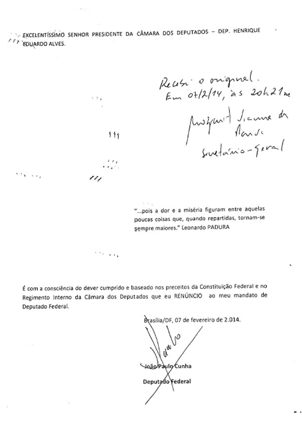 Carta em que João Paulo Cunha (PT-SP) renuncia ao mandato de deputado na Câmara (Foto: Reprodução) Carta em que João Paulo Cunha (PT-SP) renuncia ao mandato de deputado na Câmara (Foto: Reprodução)
