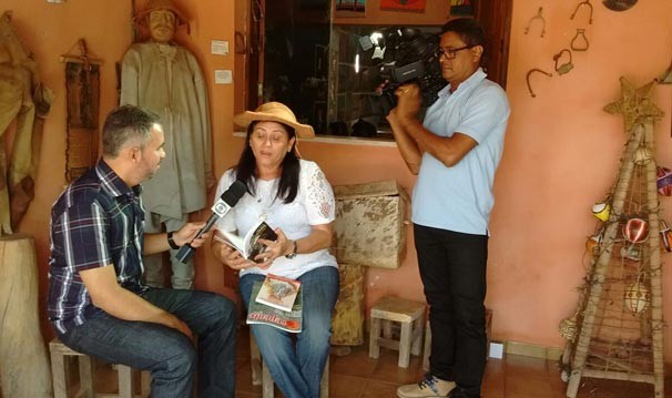 Equipe do Clube Rural grava no Museu do Vaqueiro, em Alto Longá (Foto: TV Clube)
