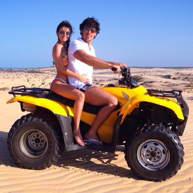 Paula Fernandes e o namorado (Foto: Reprodução/Instagram)