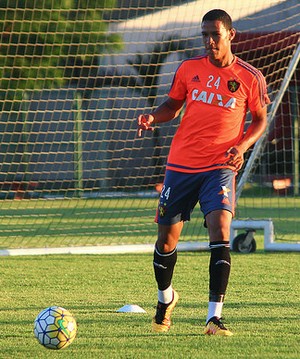 Oswaldo zagueiro Sport (Foto: Williams Aguiar/Sport Club do Recife)