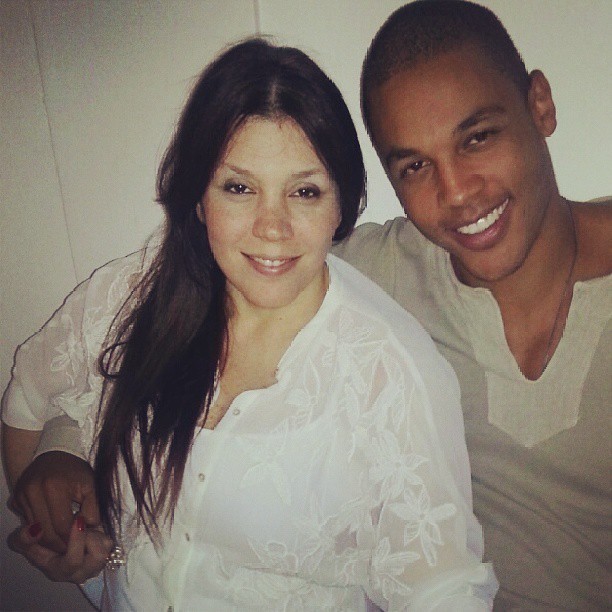 Grávida, Simony posa com o namorado, Patrick Silva (Foto: Instagram/ Reprodução)