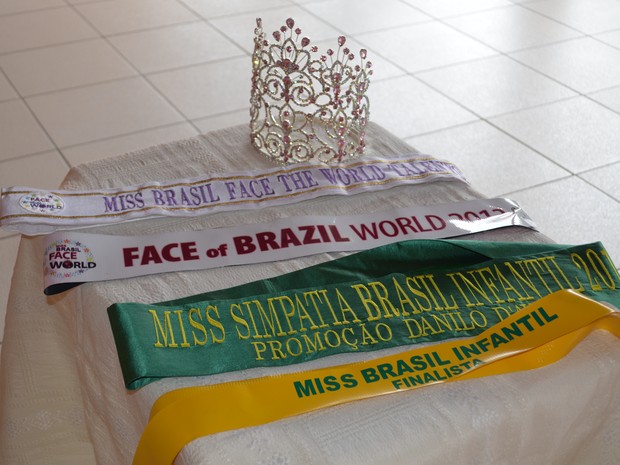 Paula Cristina, de 11 anos, venceu o Miss Brasil Face Of The World 2013 (Foto: Rayssa Natani/ G1)
