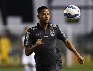 Geuvânio recebeu o terceiro amarelo e desfalca o Santos contra o Cruzeiro