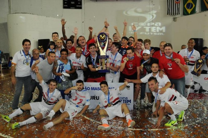 Bauru campeão Copa TV TEM de Futsal (Foto: Ricardo Maurício / TV TEM)